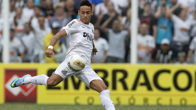 Agente de Neymar dijo que este sábado se revelará su decisión de firmar por FC Barcelona