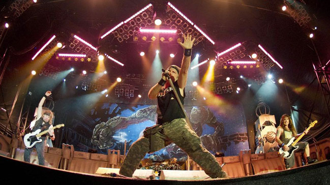 Iron Maiden abrió su gira internacional en Europa