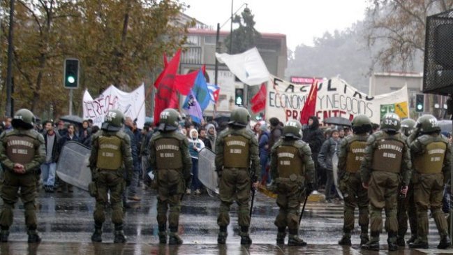 La marcha estudiantil convocada por secundarios y universitarios