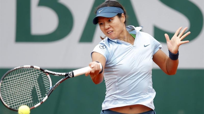 La lluvia apareció nuevamente en Roland Garros