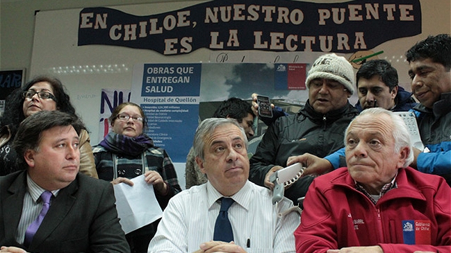 Los principales puntos del acuerdo firmado por Mañalich y la Asamblea de Quellón