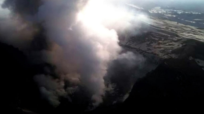 Autoridades informaron evacuación de 655 personas ante riesgo de erupción del Copahue