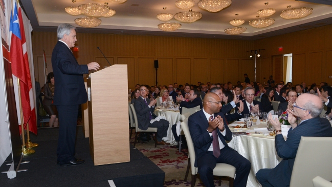 Piñera a empresarios canadienses: Si quiere invertir en Chile, éste es el momento