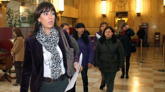 Diputados analizarán con chilenos en Canadá voto en el extranjero