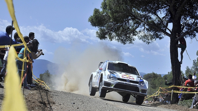 Latvala consiguió su primera victoria con Volkswagen en el Rally Acrópolis