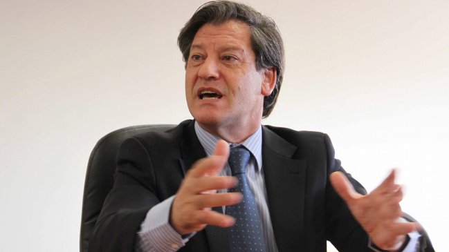 Lorenzini y falsos exonerados: Estas platas son para el que se la merece