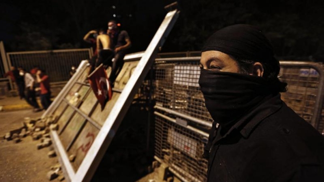 Violentas protestas antigubernamentales en Turquía dejan dos muertos