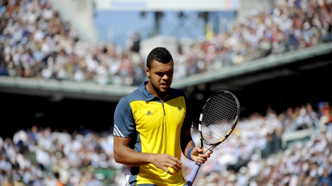 Tsonga apabulló a Federer y avanzó a semifinales en Roland Garros