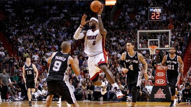 Heat y Spurs abren la gran final de la NBA en Miami