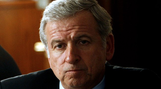 Ministro de Hacienda apuntó a candidatos por desaceleración de la economía