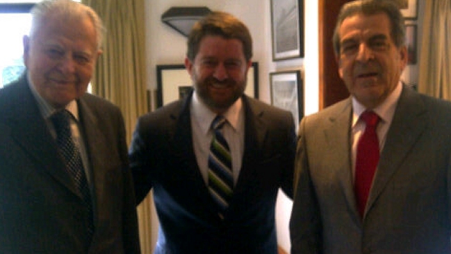 Claudio Orrego recibió el respaldo de Aylwin y Frei