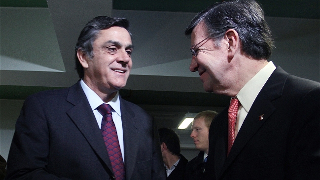 Longueira presentó oficialmente a Lavín como su generalísimo