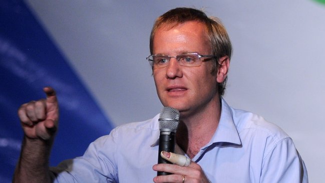 Kast hizo diferencias entre salidas de Lavín y Cruz-Coke del gabinete