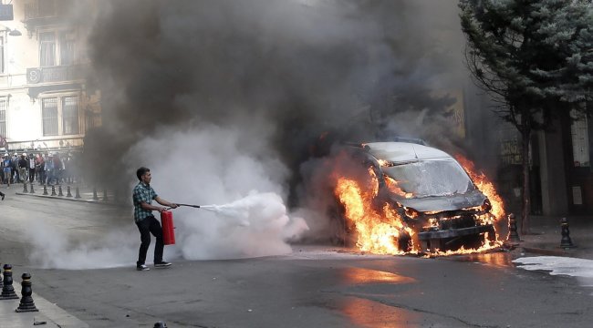 Policía turca reprimió a manifestantes en Estambul