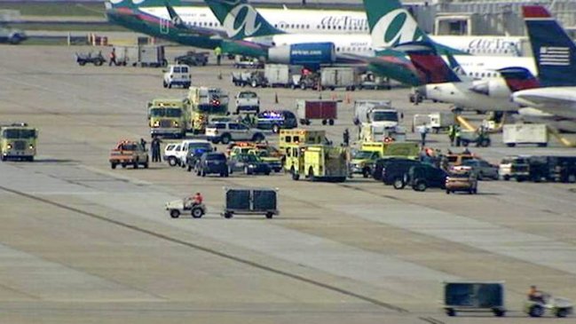 Aeropuerto de Atlanta fue evacuado por explosión en un hangar