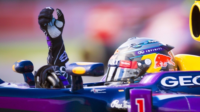 Sebastian Vettel renovó con Red Bull hasta fines de 2015