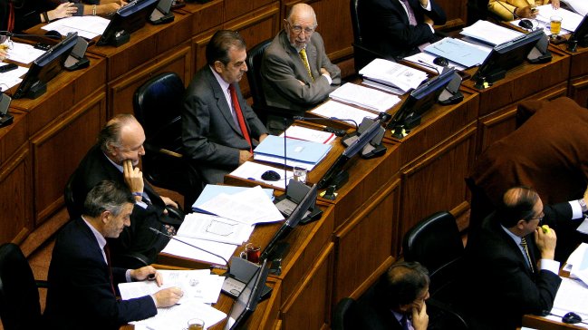 Comisión del Senado no logró despachar proyecto de franja de primarias