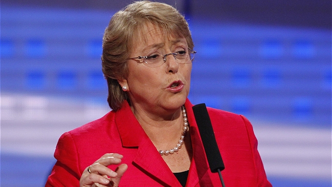 Bachelet comparó las primarias con las clasificatorias: No hay que confiarse