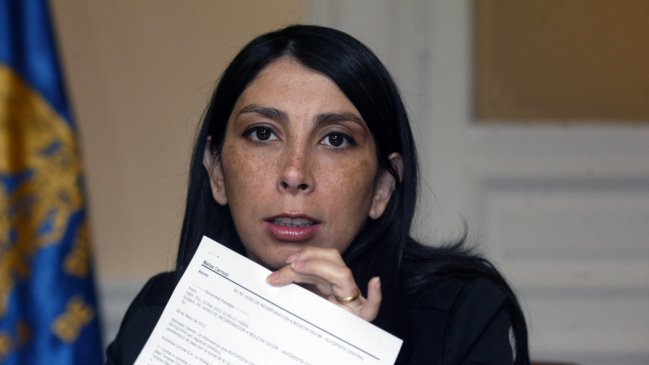 Karla Rubilar y Ley de Fármacos: Mañalich debe aclarar sus dichos
