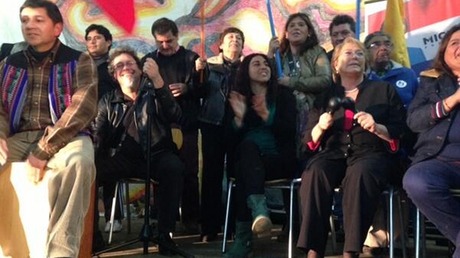 Michelle Bachelet se reúne con adherentes en Valparaíso