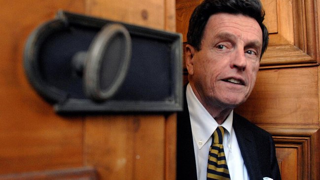 Carlos Larraín aseguró que el PC y Bachelet buscan neutralizar a la DC