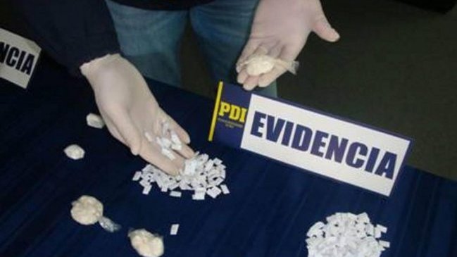 PDI detuvo a hombre que trasladaba droga al interior de un bus