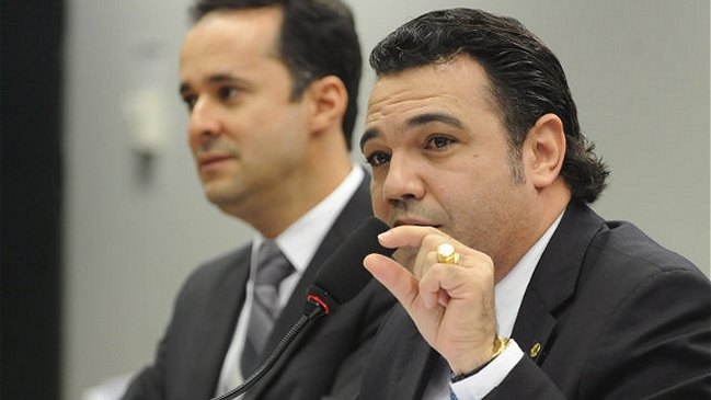 Diputados en Brasil aprobaron proyecto para ofrecer 
