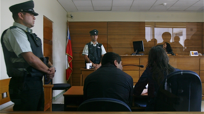Fiscalía formalizó a menor acusado de dos homicidios