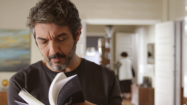 Ricardo Darín fue internado por cuadro febril que no se detiene