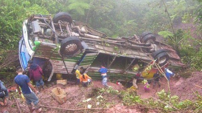 Tragedia en Perú: 30 muertos en accidente carretero