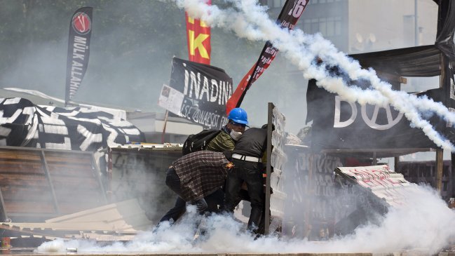 Médicos turcos: Uso masivo de lacrimógenas es tortura