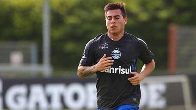 Gremio intentará retener a Eduardo Vargas hasta final de año