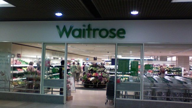 Cadena inglesa Waitrose llega a Latinoamérica en alianza con Unimarc
