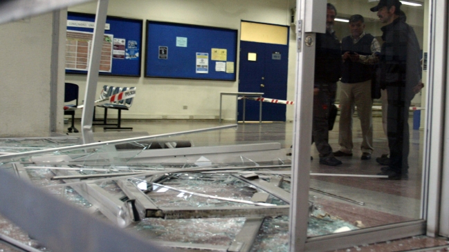 Delincuentes explotaron cajero en la comuna de Las Condes