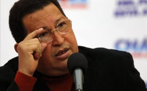 Oliver Stone llevará la vida de Hugo Chávez al cine