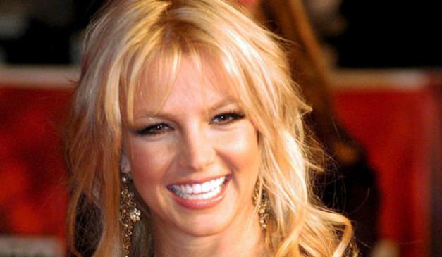 Britney Spears le pidió a Miley Cyrus que le enseñe a bailar