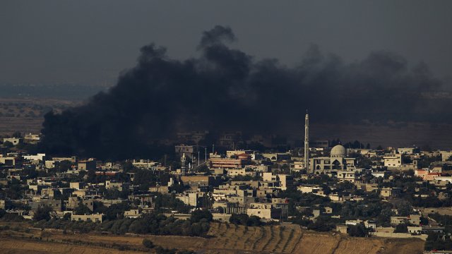 Amigos de Siria instan a proporcionar ayuda militar a la oposición