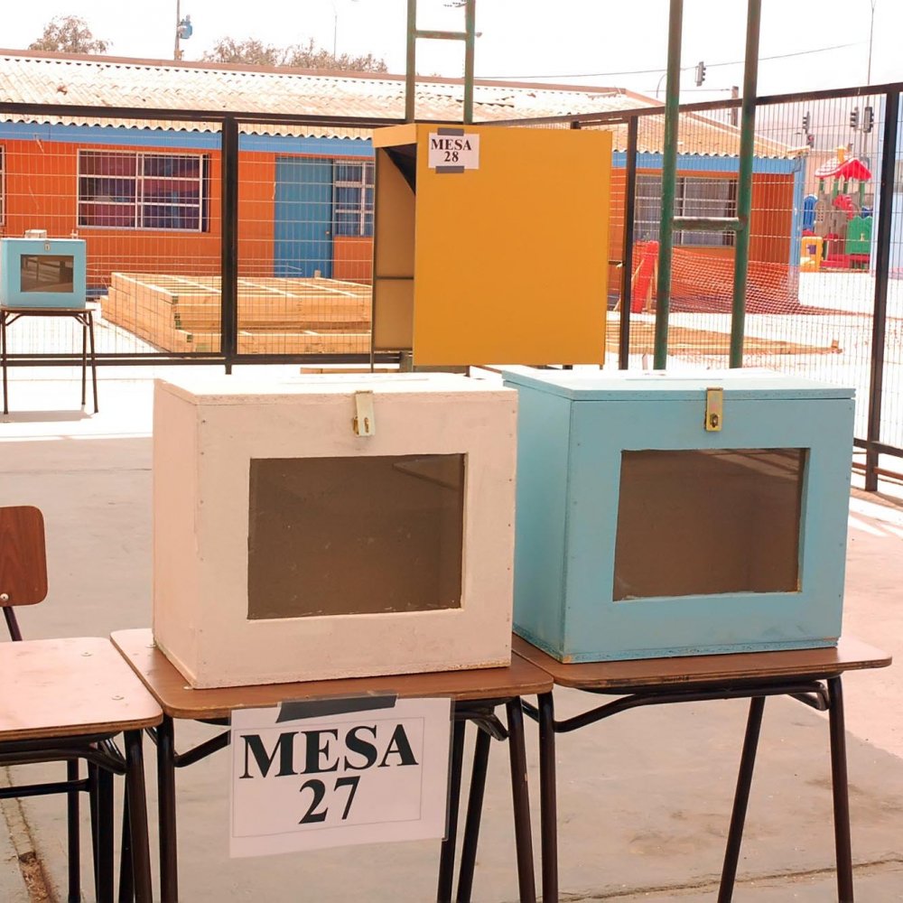 Cones pidió al Servel cambiar locales de votación en toma