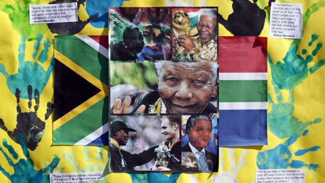 Nelson Mandela continúa 