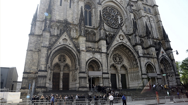 Multitudinaria despedida a 