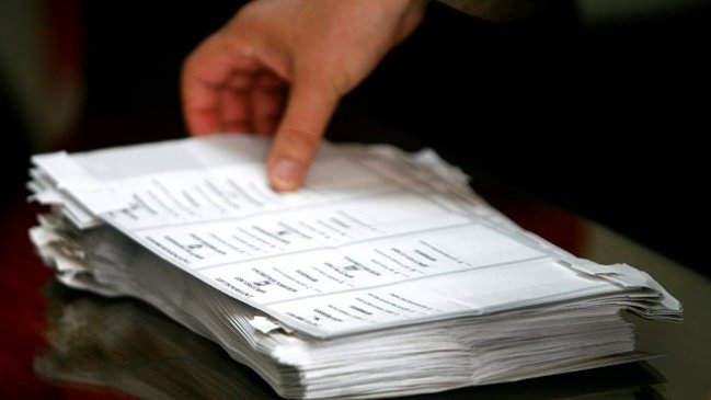 Casi 2.000 personas renunciaron a partidos políticos en 10 días