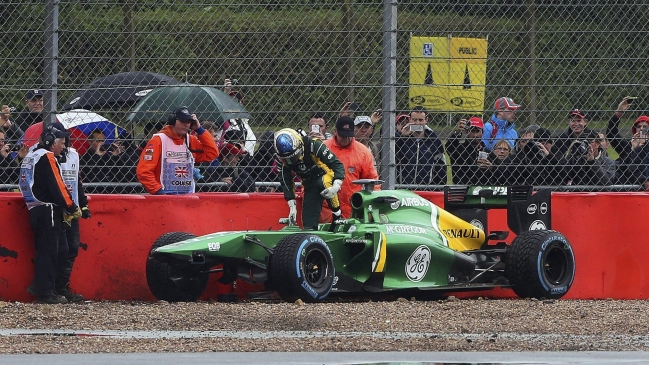 La lluvia arruinó la primera sesión de entrenamientos del GP británico