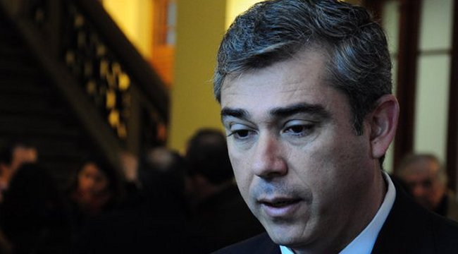 Funcionarios del SII quieren participar en debate tributario