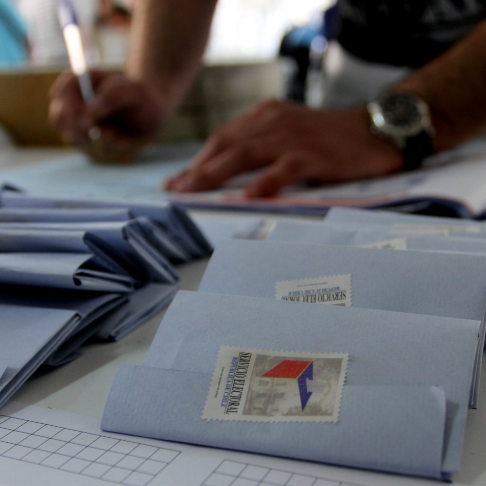 Primarias: Aún no llegan los votos a Juan Fernández