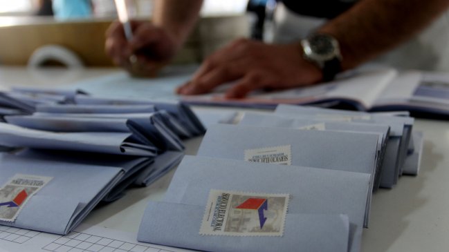 Papeletas llegaron a Juan Fernández y habitantes podrán votar en primarias