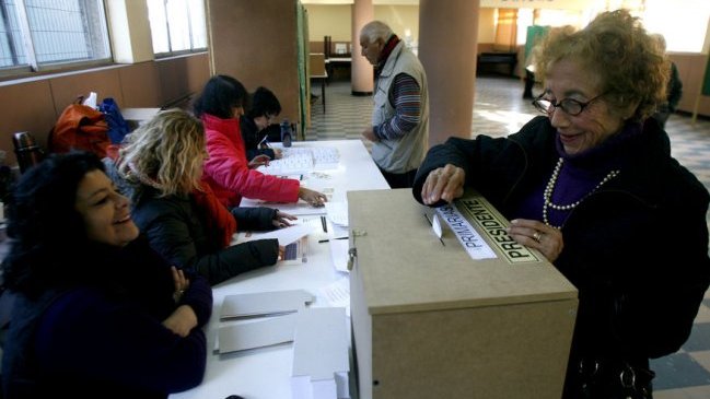 Todos los candidatos llamaron a votar