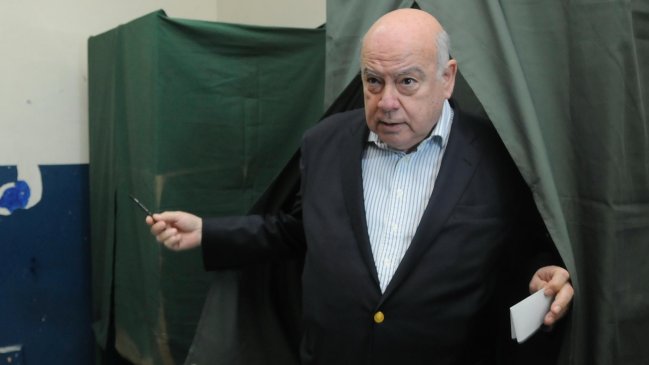 Insulza: Espero que gane cualquiera de las candidatas