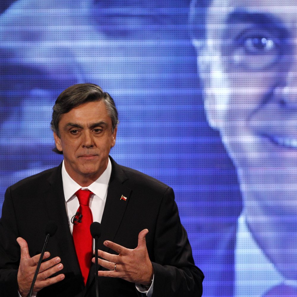 Longueira apuesta a celebrar con Golborne una victoria en las primarias