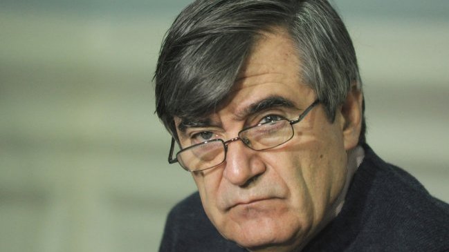 Camilo Escalona viajará al Biobío para analizar postulación al Senado