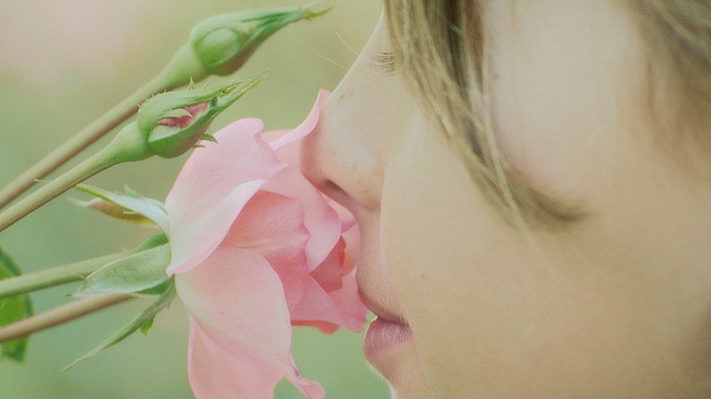 La vida de las personas que viven sin olfato ni gusto